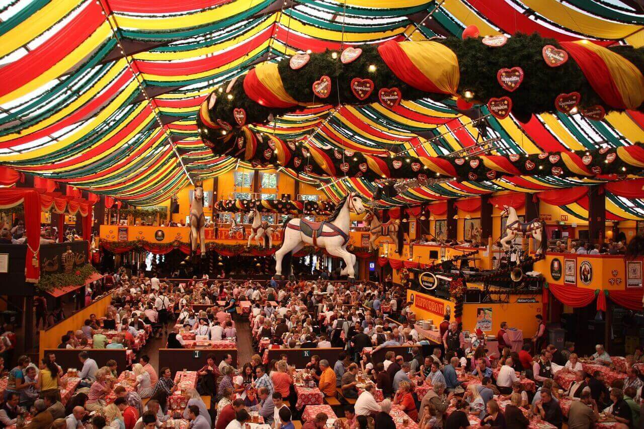 Oktoberfest Unwrapped: History, Must-Know Traditions & Insider Tips