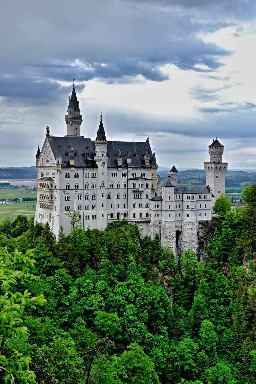 neuschwanstein castle g8233ba5d8 1280