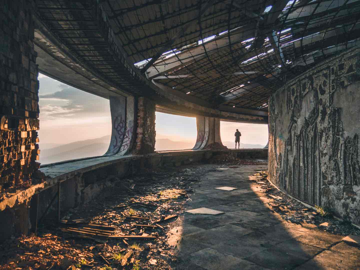 Buzludzha, Bulgaria