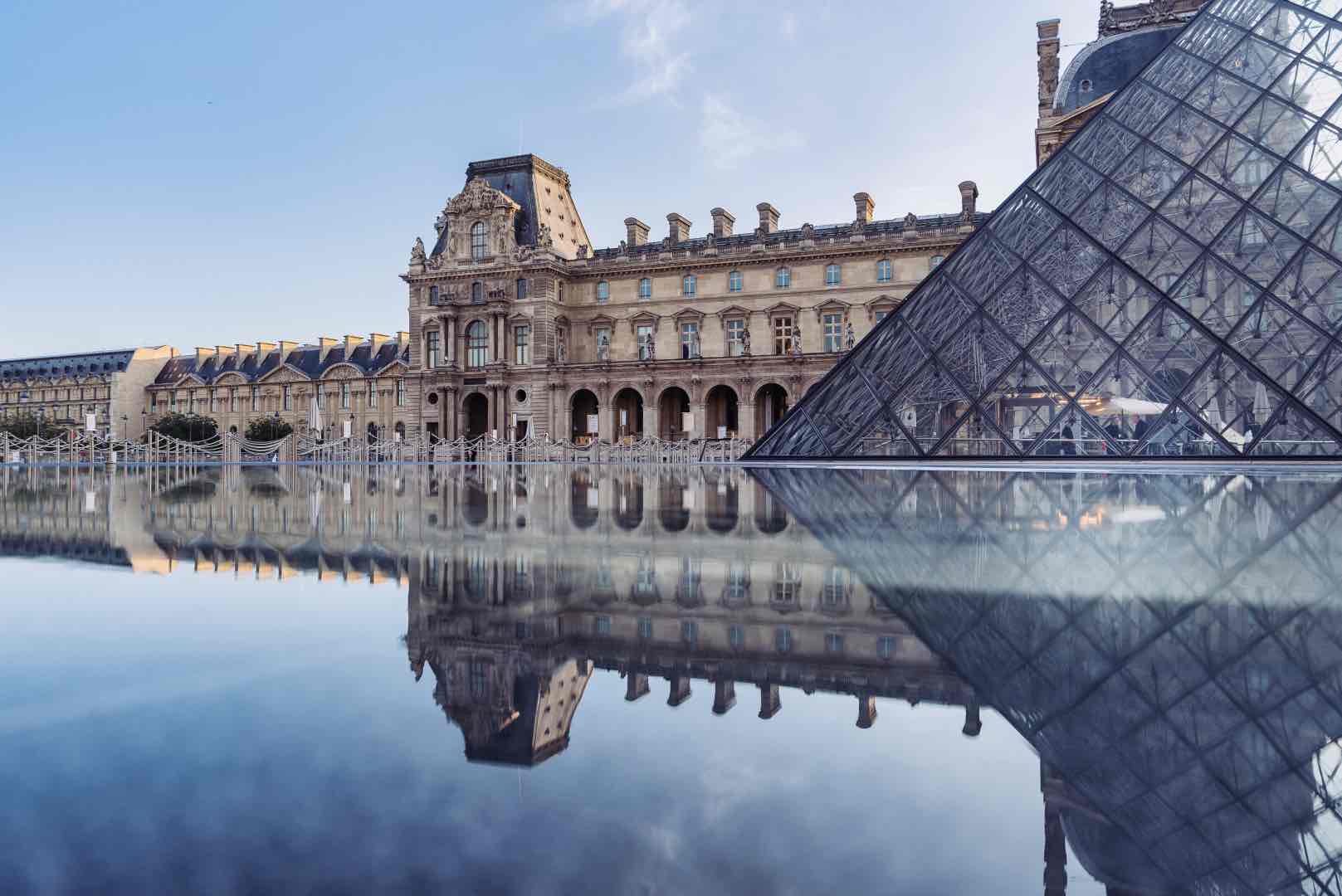 louvre paris view point