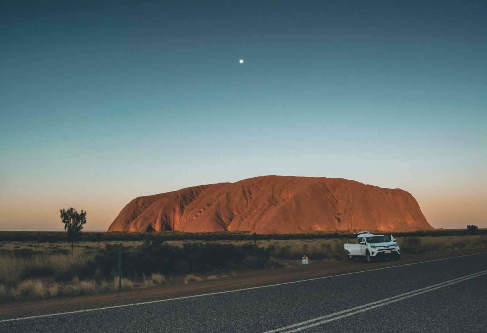 Famous, Ayres rock