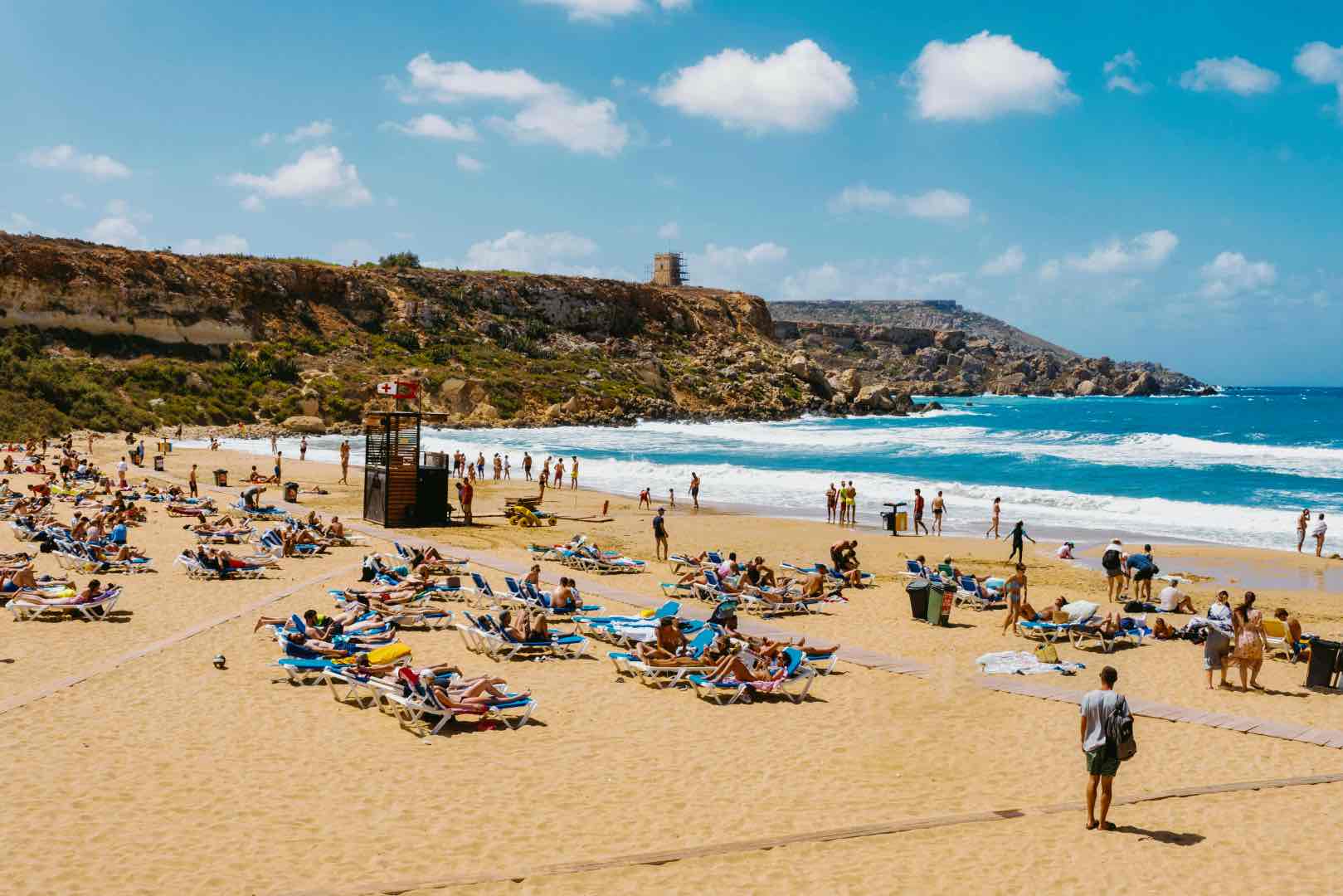 Golden Bay, Malta