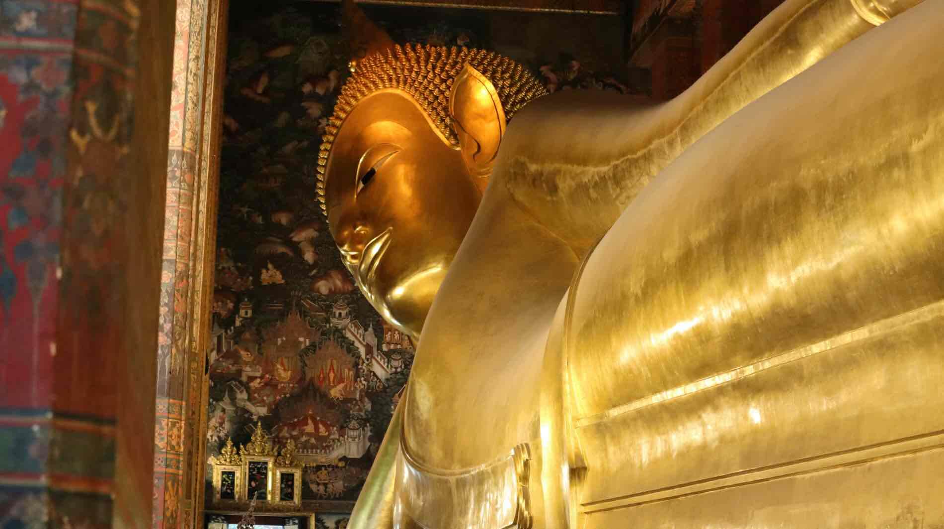 Wat Pho (Temple of the Reclining Buddha)