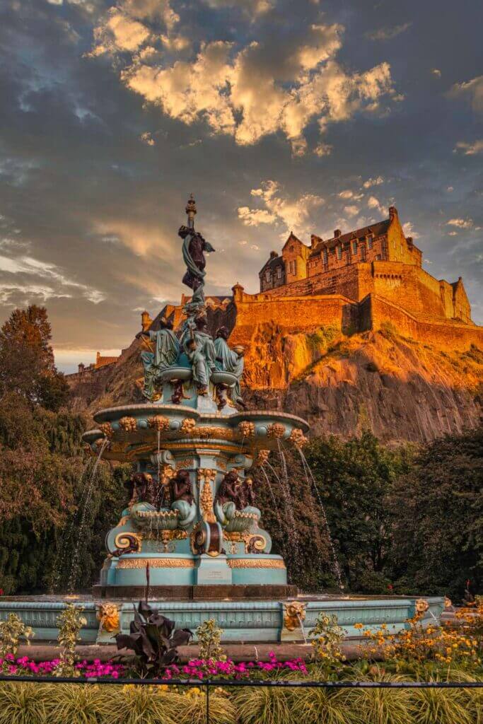 View looking at Edinburgh Castle