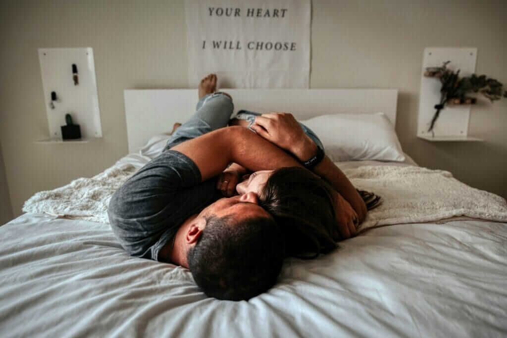 Travelling solo? Explore embracing intimacy on your travels – with yourself, places & people. Tips from The Travel Tinker for safe, sexy, free adventures. Be bold!