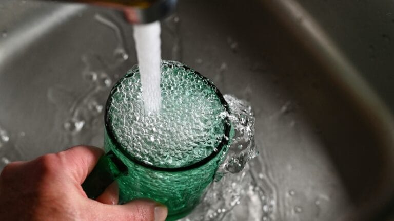 Salut, Hydration! Is it Safe to Drink Tap Water in Paris? (Spoiler: Oui!)