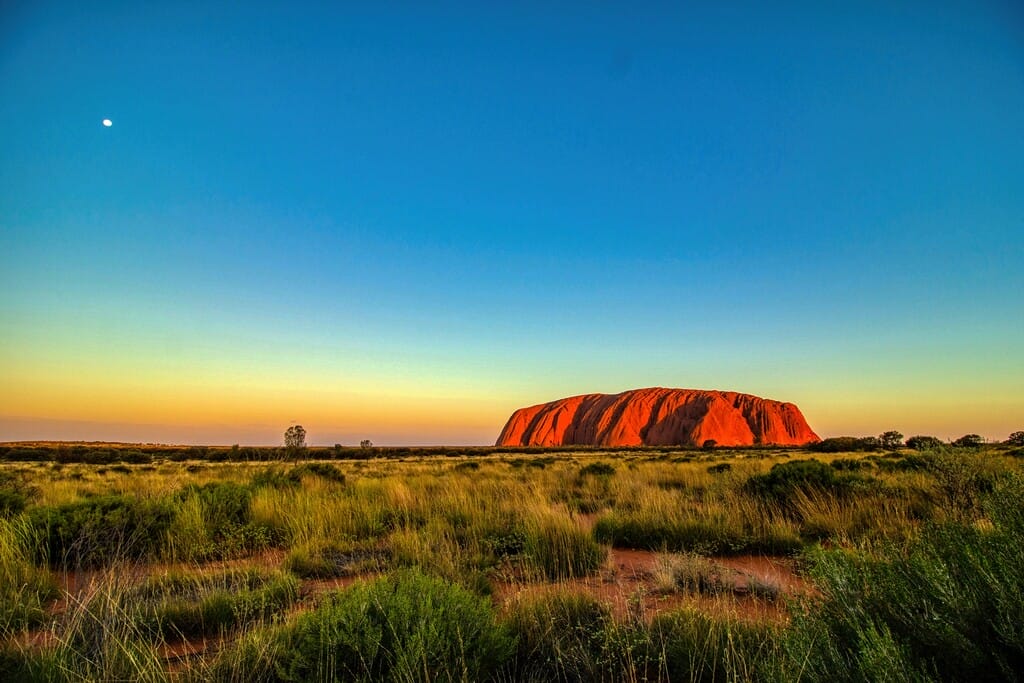 Australia Travel Tips For First-Timers: Plan Smart, Roam Free, Love Every Minute 🇦🇺