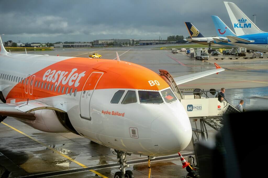 Easyjet for First-Timers: How to Make it "Easy" & What to Expect