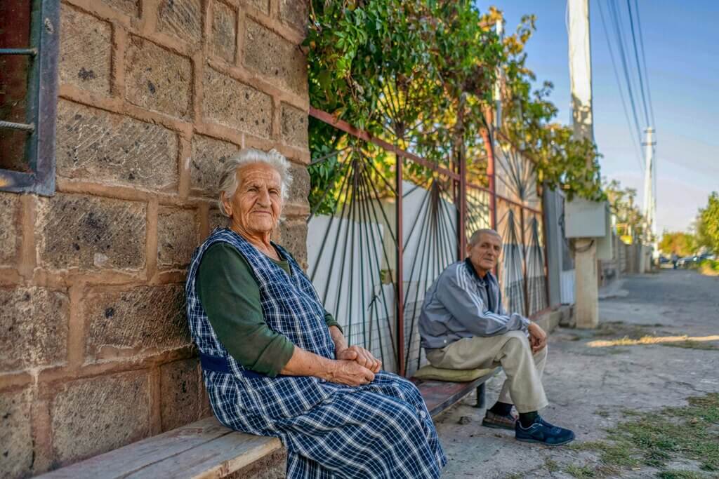 From Tourist to Traveler: 7 Ways to Experience a Destination Like a Local