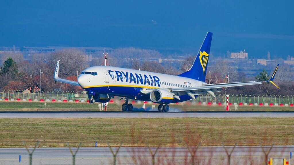Ryanair Baggage Allowance- New Rules, Sizes & How to Never Pay Extra